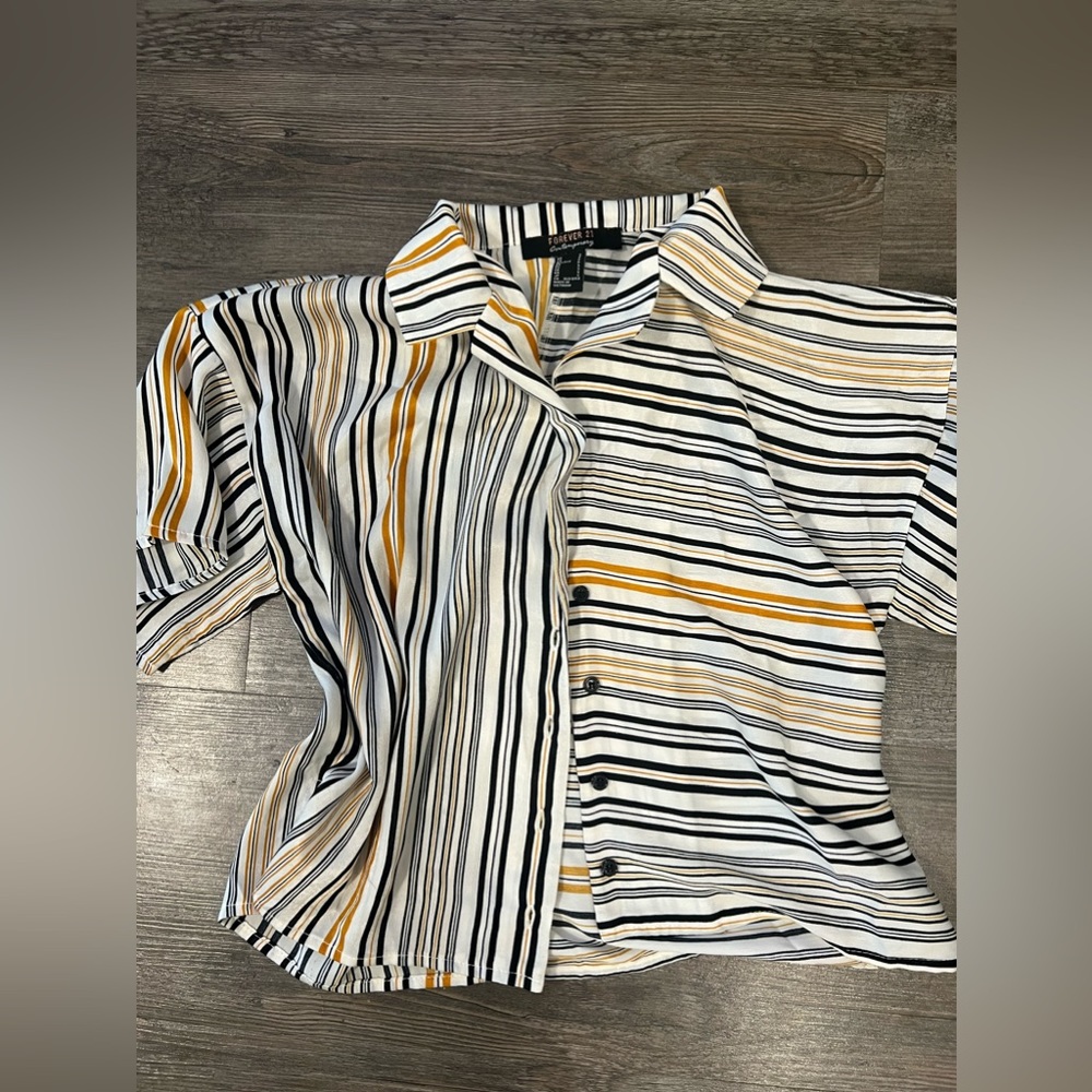 Forever 21 button down crop